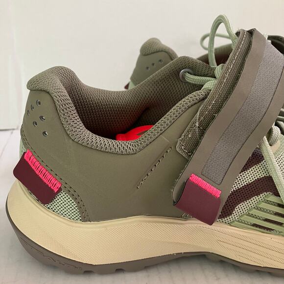 Adidas Women’s Trailcross Clip in Bike Shoes, Quiet Crimson Stealth - Picture 3 of 10